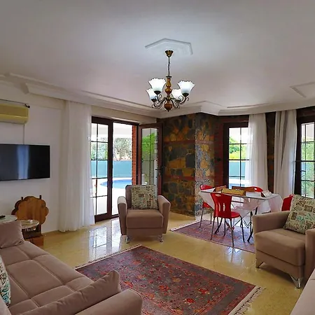 Villa Simba - Near Calis Beach With Garden & Pool *